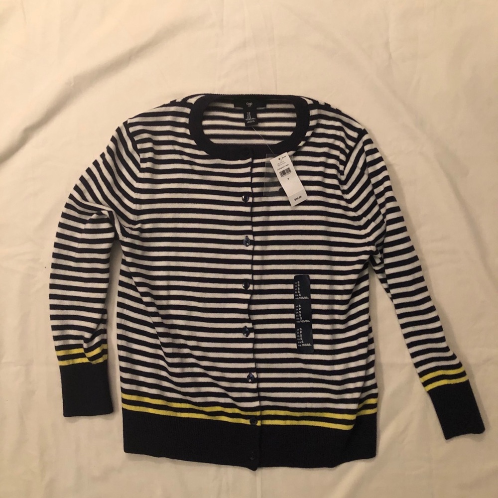 NWT GAP STRIPED CARDIGAN
